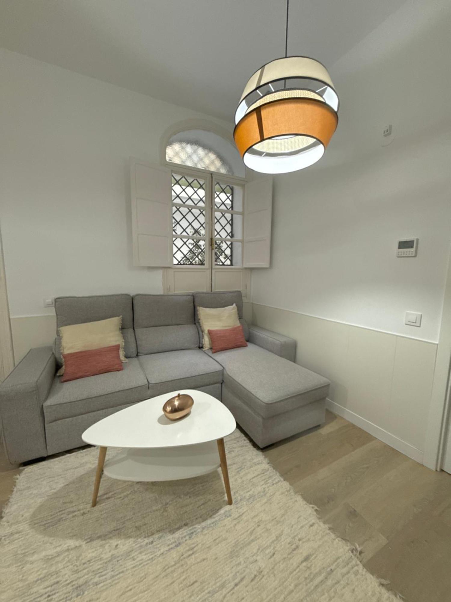 Pikis Center Sevilla ภายนอก รูปภาพ